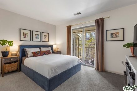 1501 Point Dr photo 3