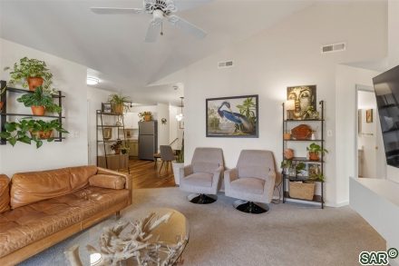 1501 Point Dr photo 7