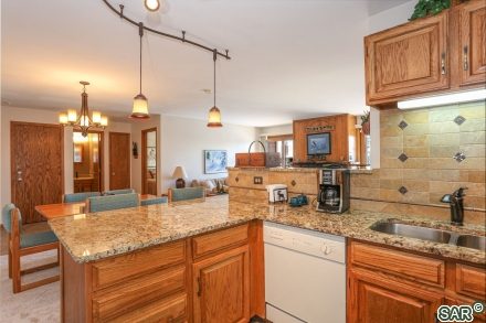 Condo in Buffalo Ridge/village Condo, Silverthorne, CO — photo 3 (MLS S376876)