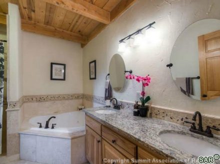 380 Darby Dr photo 17