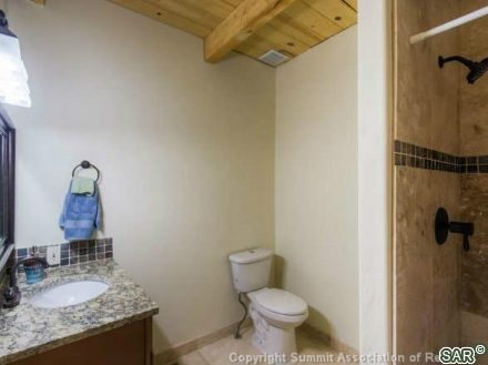 380 Darby Dr photo 22