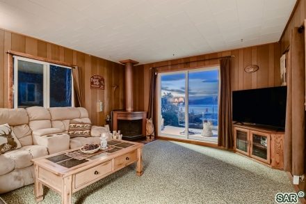 15 Rainbow Ave photo 4