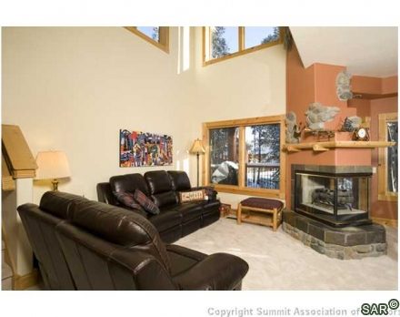 Townhome in Woods At Breckenridge, Breckenridge — photo 4 Townhome in Woods At Breckenridge, Breckenridge, CO — photo 4 (MLS S376951)