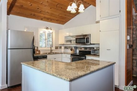 551 High Point Dr photo 7