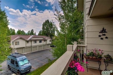 1519 Point Dr photo 11