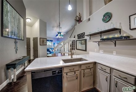 1519 Point Dr photo 8