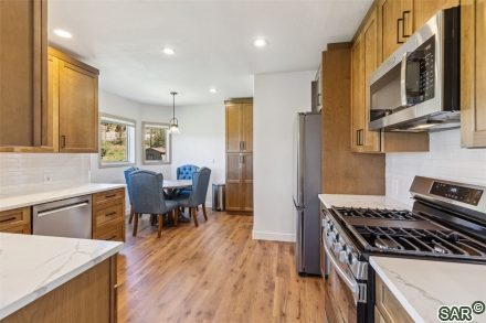308 W Buffalo St photo 11