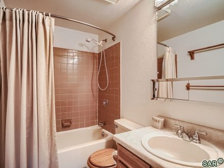 52 Club House Road 48 photo 17
