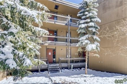 Condo in Gold Camp Condo, Breckenridge — photo 2 Condo in Gold Camp Condo, Breckenridge, CO — photo 2 (MLS S377066)