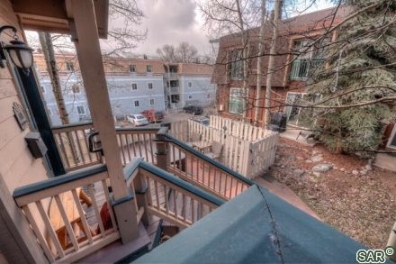 405 S Ridge St photo 13
