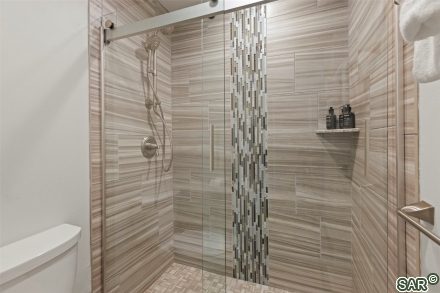 100 Park Avenue 202 photo 15