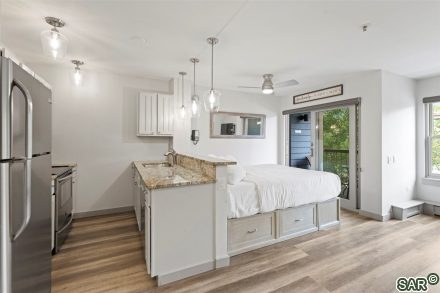 100 Park Avenue 202 photo 8