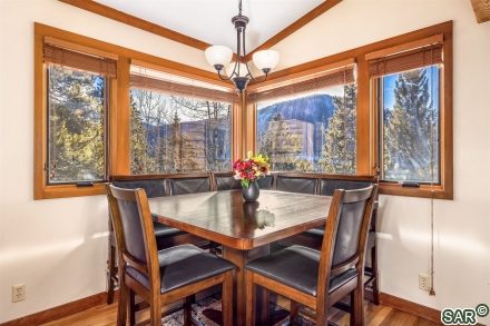 Townhome in Tennis Townhomes Condo, Keystone — photo 4 Townhome in Tennis Townhomes Condo, Keystone, CO — photo 4 (MLS S377115)