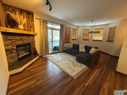 700 Lakepoint Dr, Frisco, CO — main photo