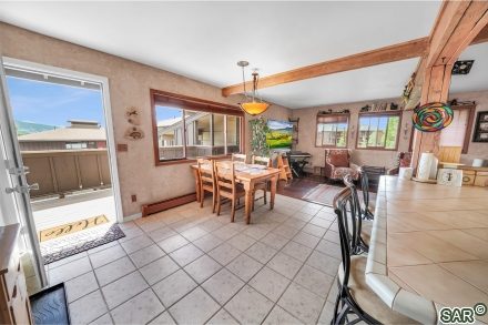 Condo in Deck Gore Range Condo, Silverthorne — photo 5 Condo in Deck Gore Range Condo, Silverthorne, CO — photo 5 (MLS S377141)