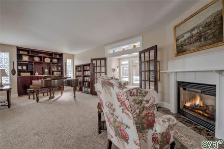 253 Hillside Dr photo 11