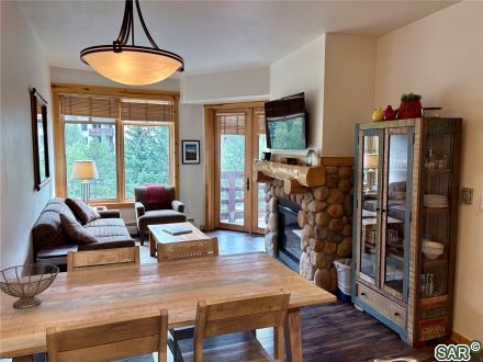 Condo in Tucker Mountain Lodge Condo, Copper Mountain — photo 1 Condo in Tucker Mountain Lodge Condo, Copper Mountain, CO — photo 1 (MLS S377204)