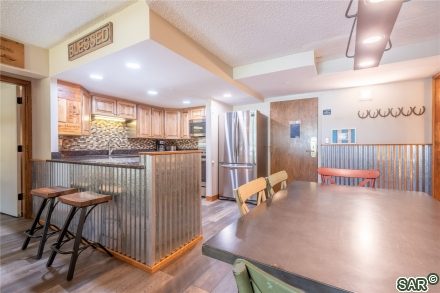 209 Ten Mile Cir photo 11