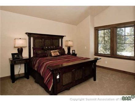 218 Caravelle Drive photo 10