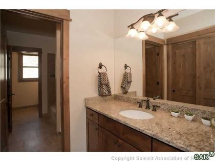 218 Caravelle Drive photo 11