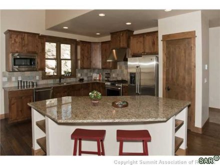 218 Caravelle Drive photo 7