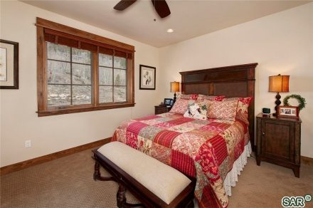 214 Caravelle Drive photo 17