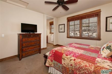 214 Caravelle Drive photo 18