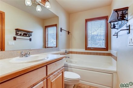 1522 Point Drive B photo 14
