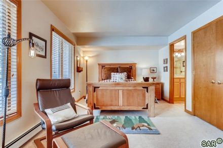 1522 Point Drive B photo 17