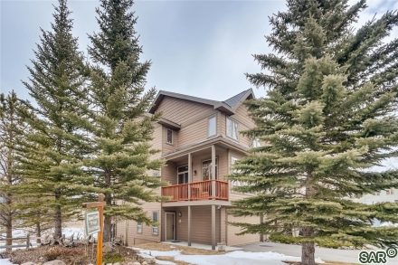 1522 Point Drive B photo 2
