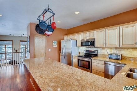 1522 Point Drive B photo 8