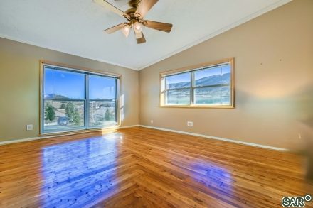151 Elizabeth Cir photo 17