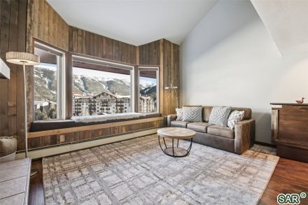 Condo in Telemark Lodge Condo, Copper Mountain — photo 2 Condo in Telemark Lodge Condo, Copper Mountain, CO — photo 2 (MLS S377354)