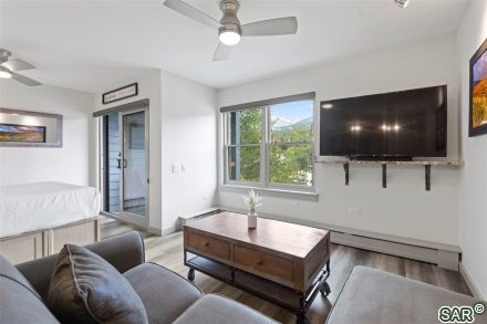 Condo in River Mountain Lodge Condo, Breckenridge, CO — photo 5 (MLS S377374)