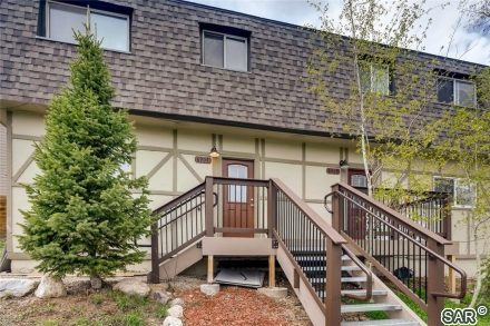 Condo in Villamont Condo, Silverthorne — photo 1 Condo in Villamont Condo, Silverthorne, CO — photo 1 (MLS S377401)