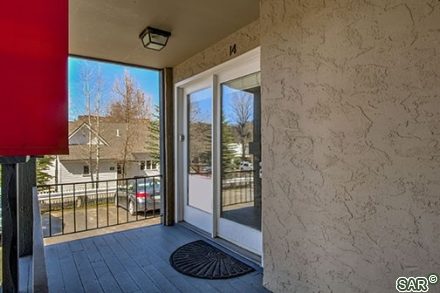 214 N Main St photo 21