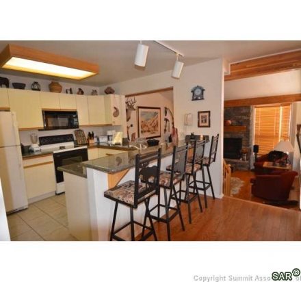 152 Golf Course Dr photo 10