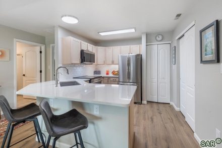1515 Point Dr photo 12