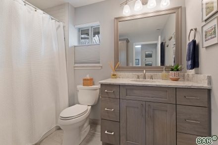 1515 Point Dr photo 15