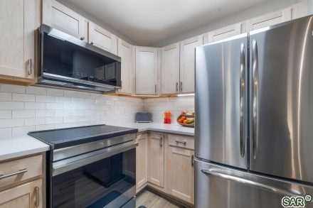 1515 Point Dr photo 17