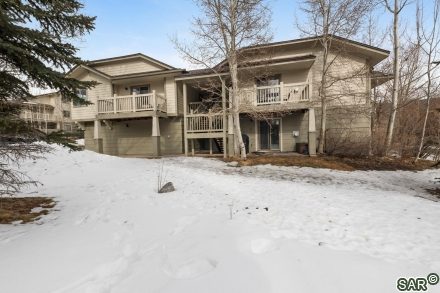 1515 Point Dr photo 2