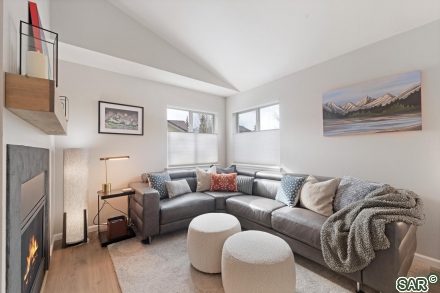 1515 Point Dr photo 3