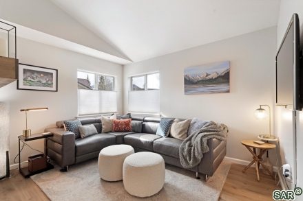 1515 Point Dr photo 4