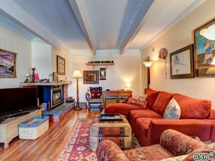 Condo in Ski And Racquet Club Condo, Breckenridge — photo 3 Condo in Ski And Racquet Club Condo, Breckenridge, CO — photo 3 (MLS S377447)