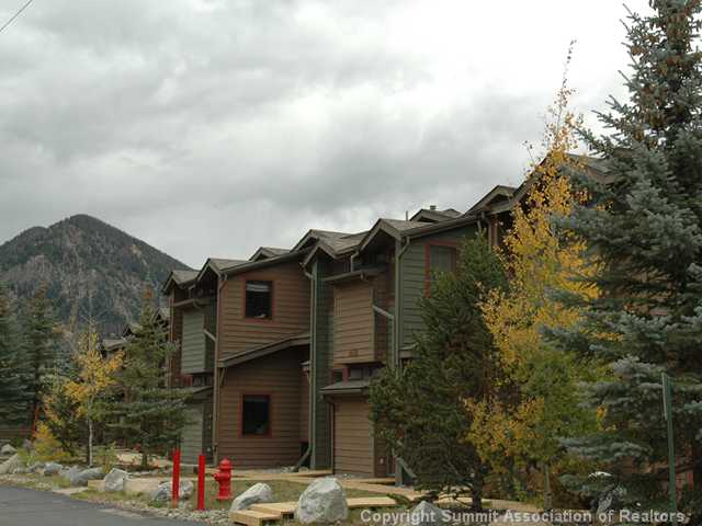 418 Bayview Drive E, Frisco, CO — main photo