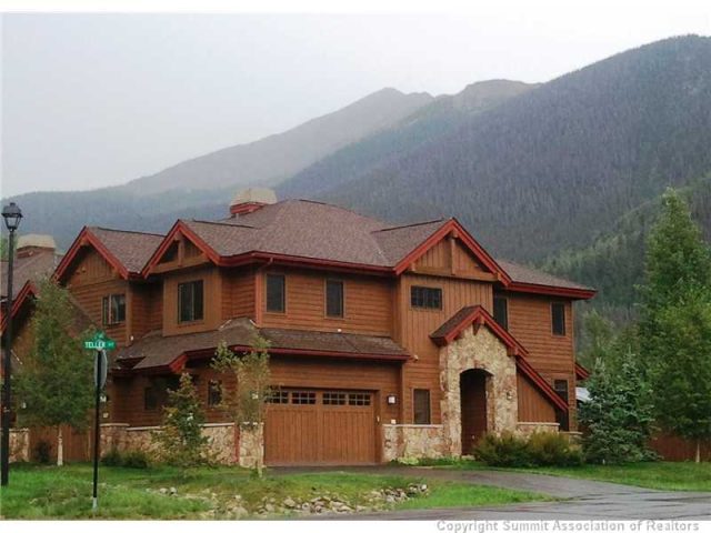 Duplex in Frisco Peaks, Frisco, CO — photo 1 (MLS S381267)