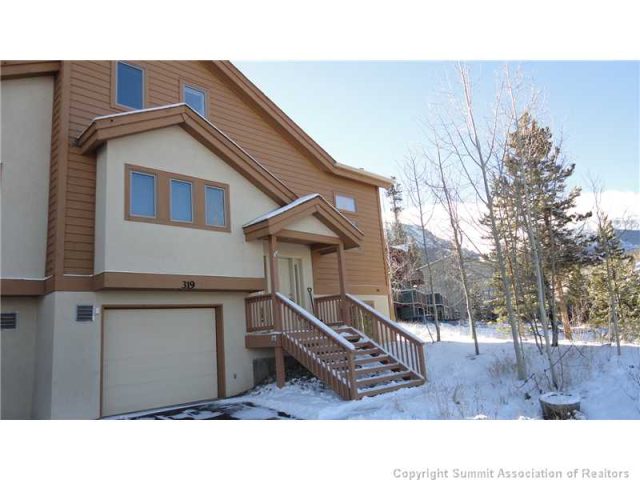 Townhome in Twenty Grand Townhomes, Silverthorne, CO — photo 1 (MLS S382128)