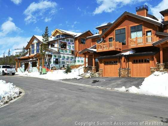 Townhome in Vics Landing Condo, Breckenridge, CO — photo 1 (MLS S383284)