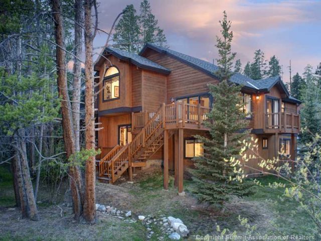Townhome in Park Forest Estates, Breckenridge, CO — photo 1 (MLS S383698)