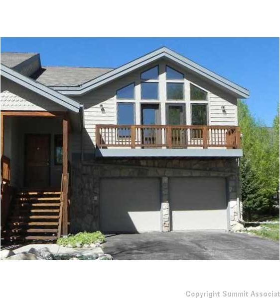 Duplex in Lakepoint Court, Frisco, CO — photo 1 (MLS S384278)